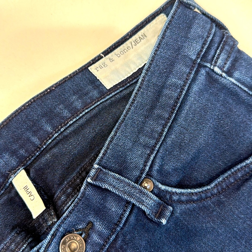 RAG & BONE CAPRI JEANS